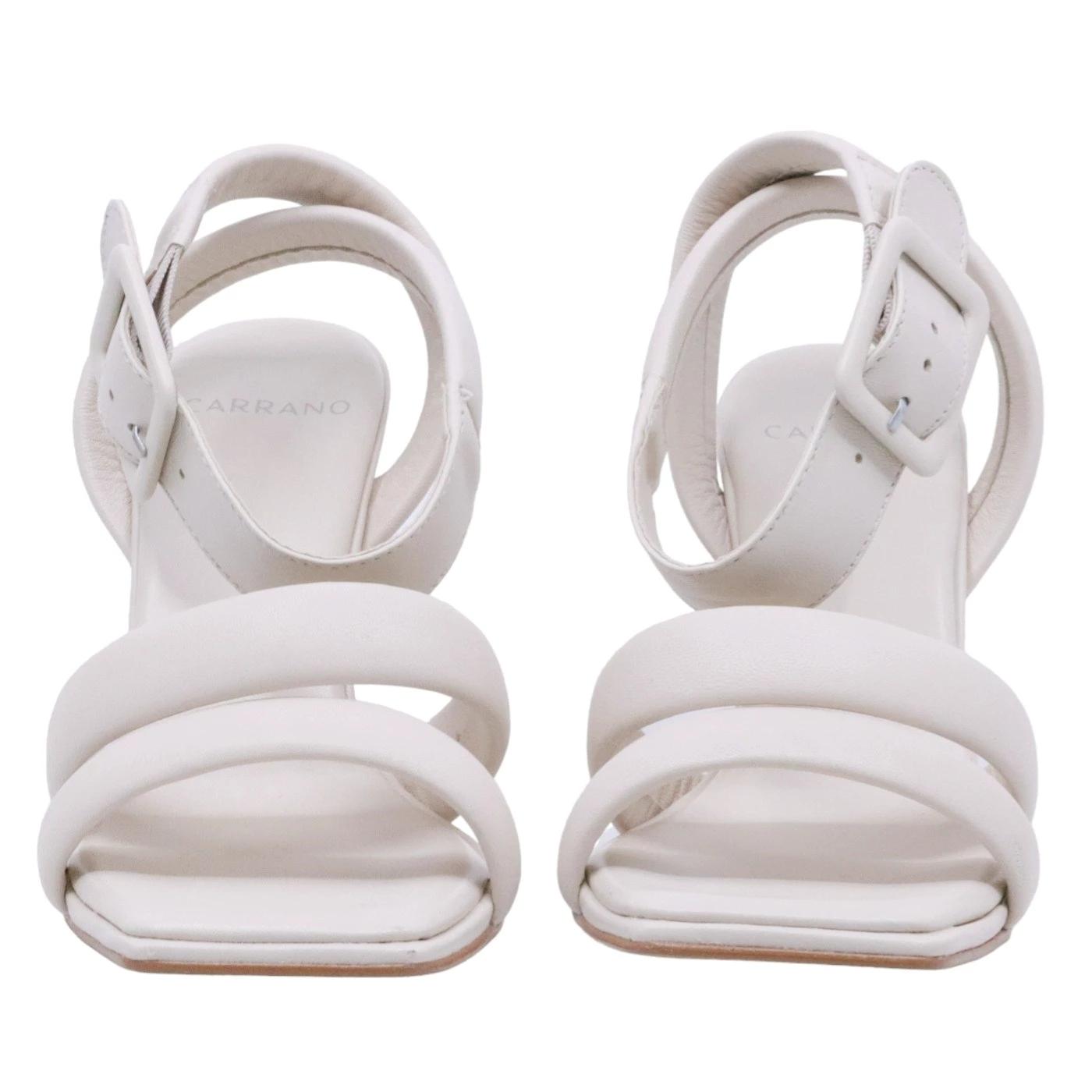 Sandalo donna Carrano 513002 in pelle di colore latte 