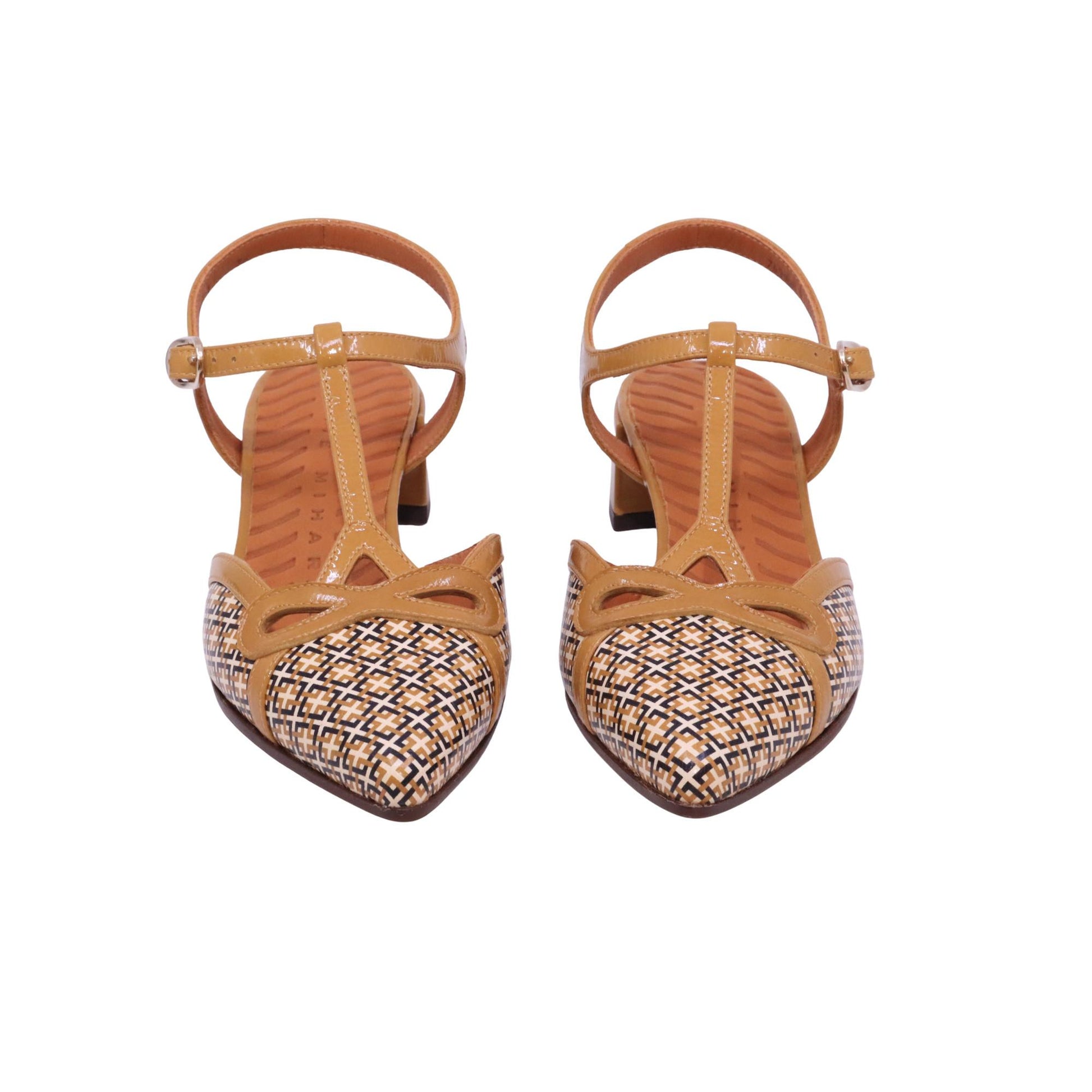 Chie Mihara Hener slingback donna in pelle ocra con stampa geometrica 