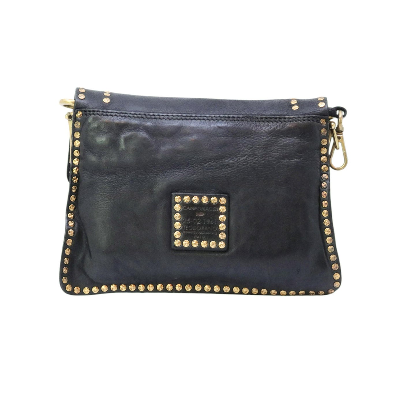 Borsa Campomaggi Agnese C016500 donna in pelle nera con borchie e tracolla regolabile 