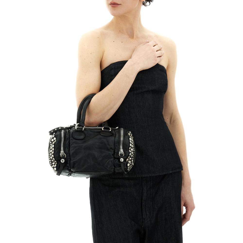 Campomaggi Britney C002780ND borsa bauletto in pelle nera con borchie 