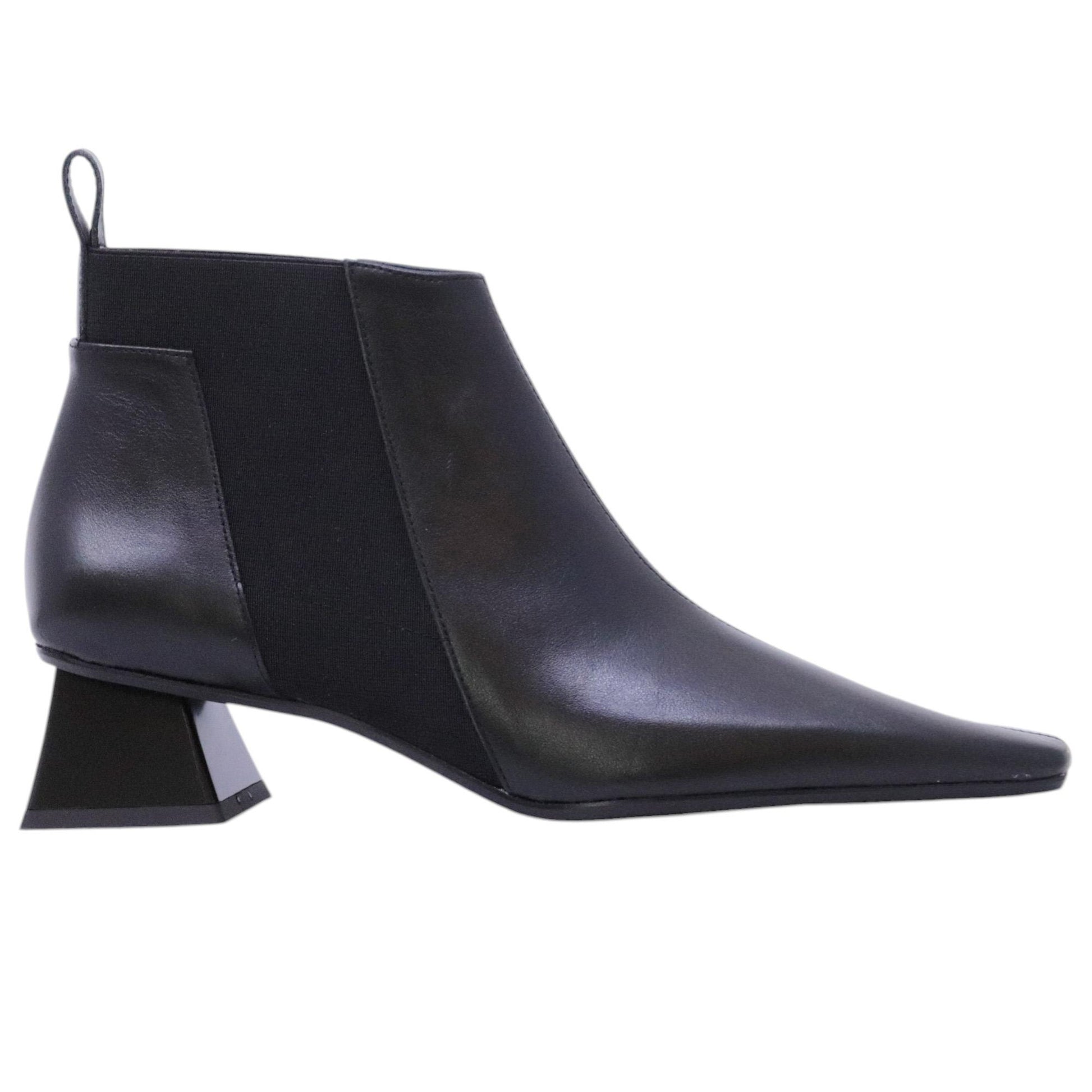 Ras 8284 stivaletto donna in pelle nera con elastici 