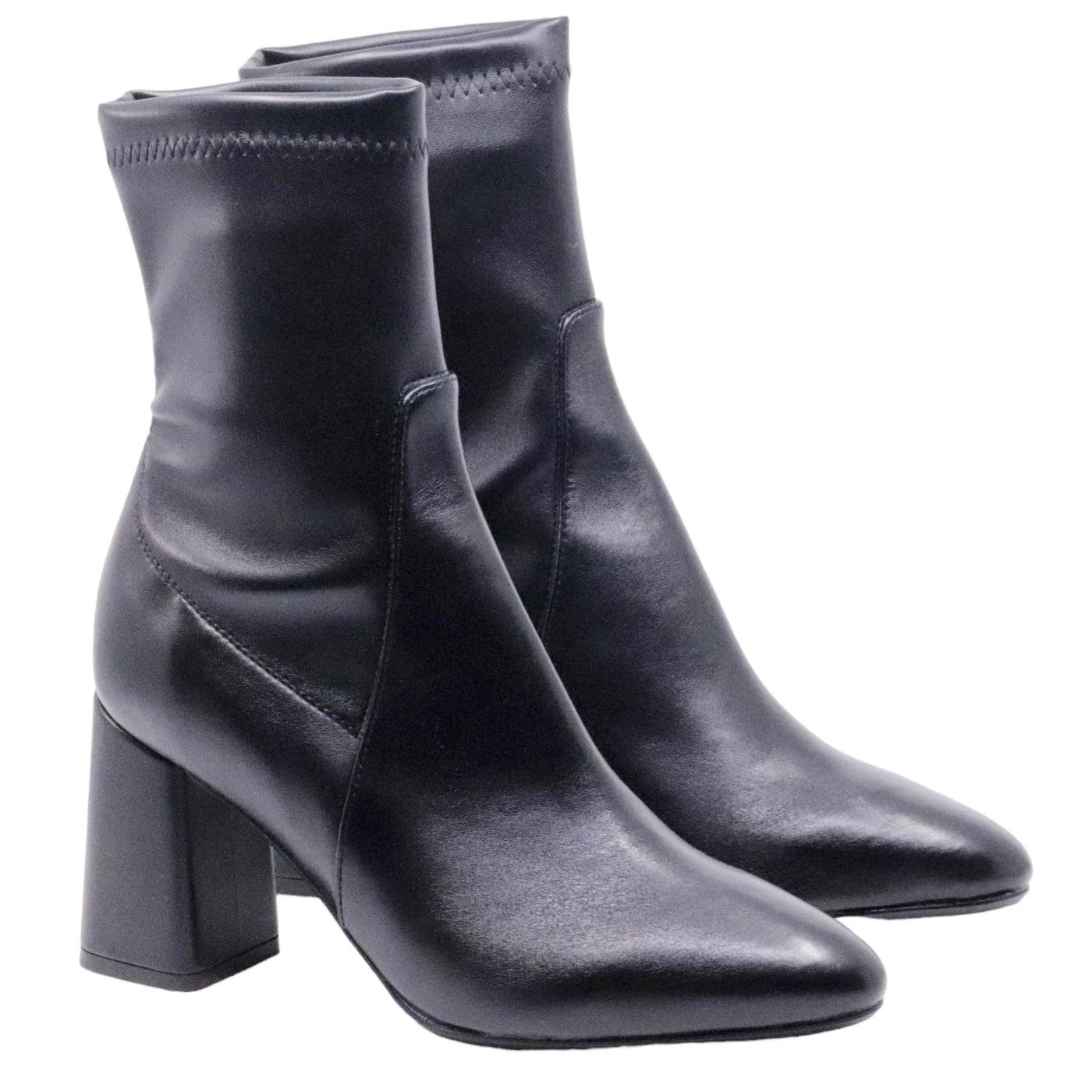 Tronchetto donna Anna F 9795 in pelle nera 