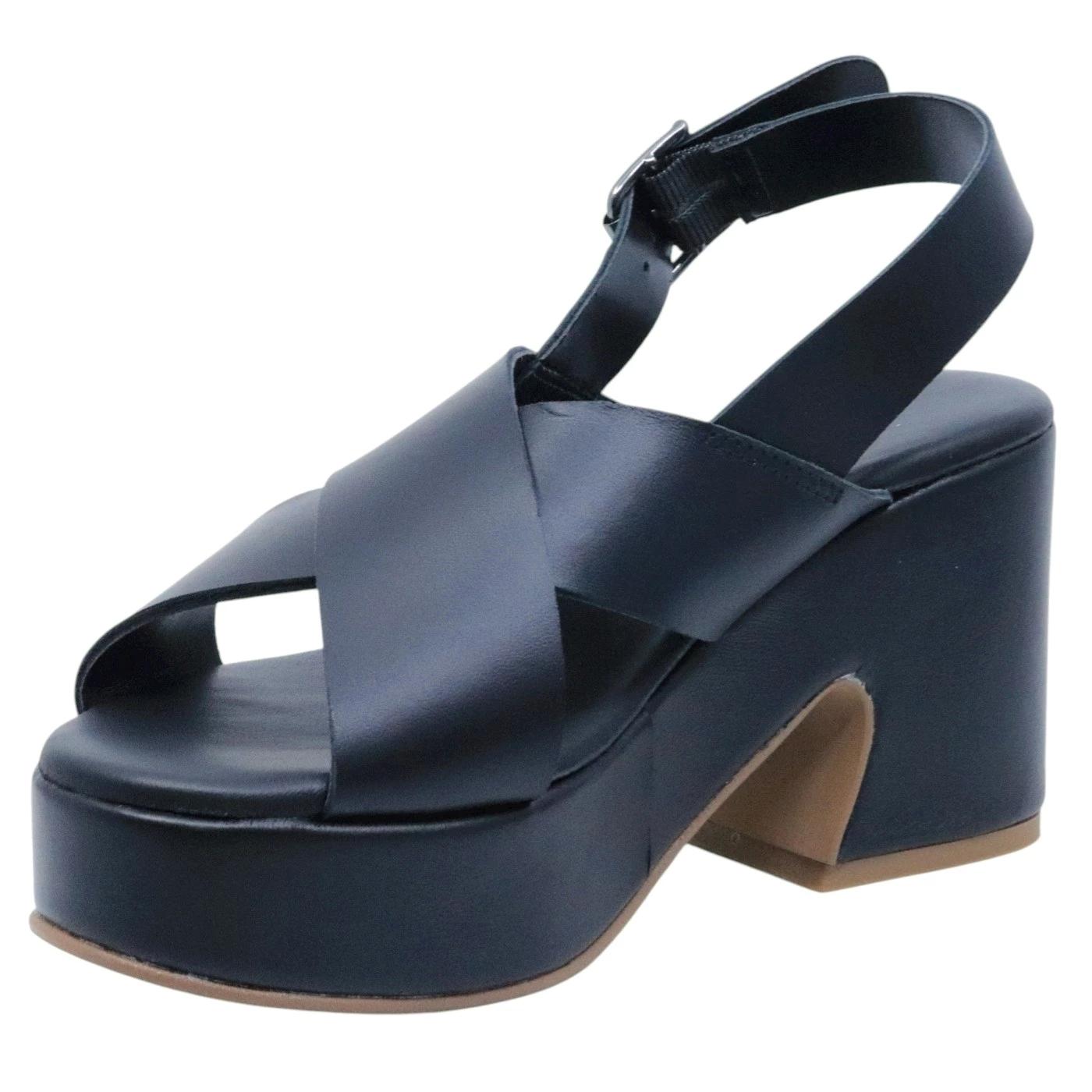 Verderosamarino 3998 sandalo con tacco in pelle nera 