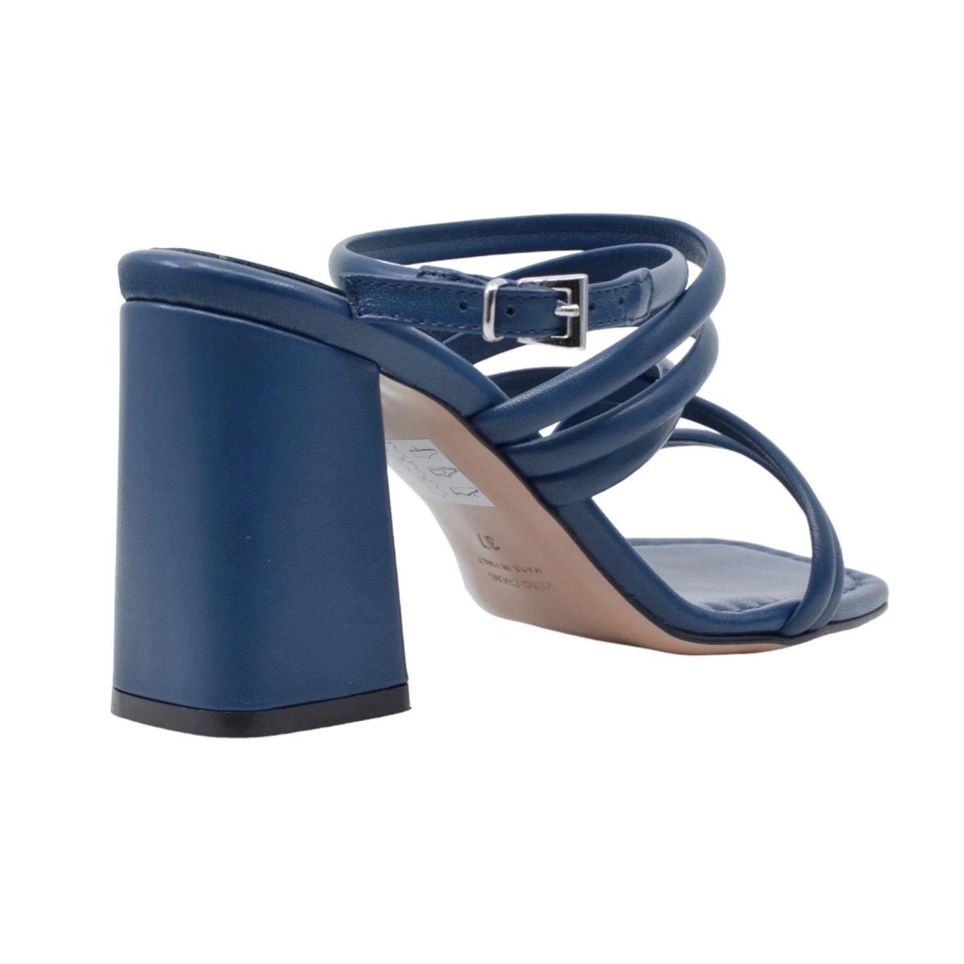 <EM>Sandalo donna Anna F in elegante pelle di colore blu</EM><BR/> 